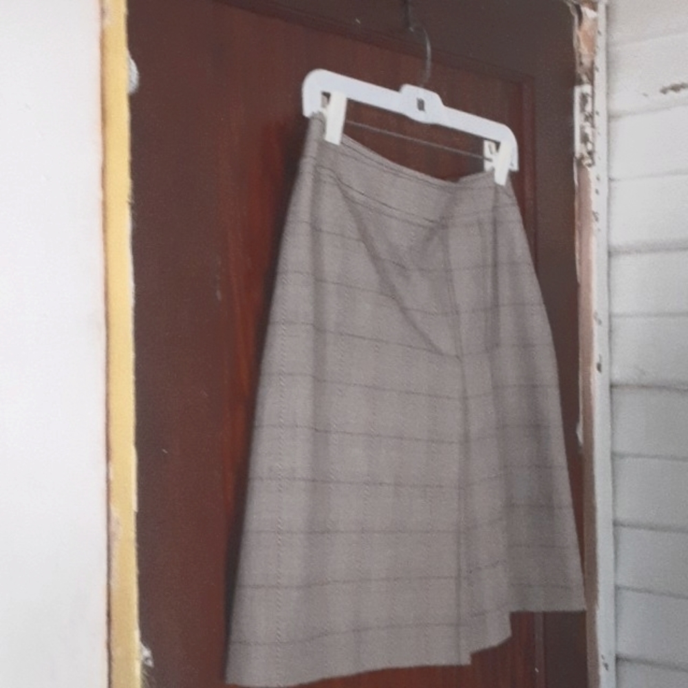 City DNKY pin stripped a-line skirt polyester and viscose